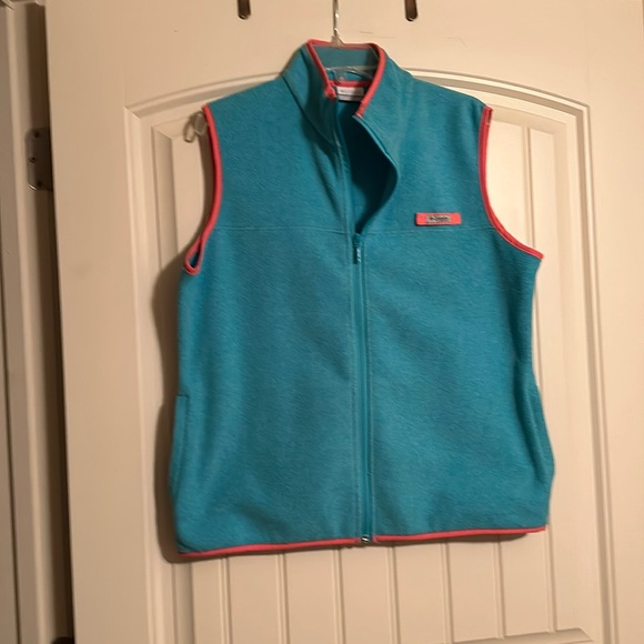 Columbia Vest - Picture 1 of 5
